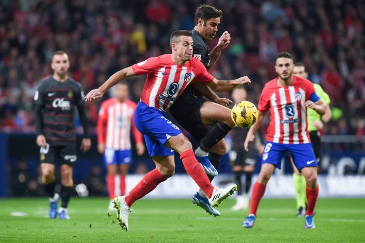 高诗岩跟克里斯连着两场视觉冲击力非常炸裂的配合，看着太爽了