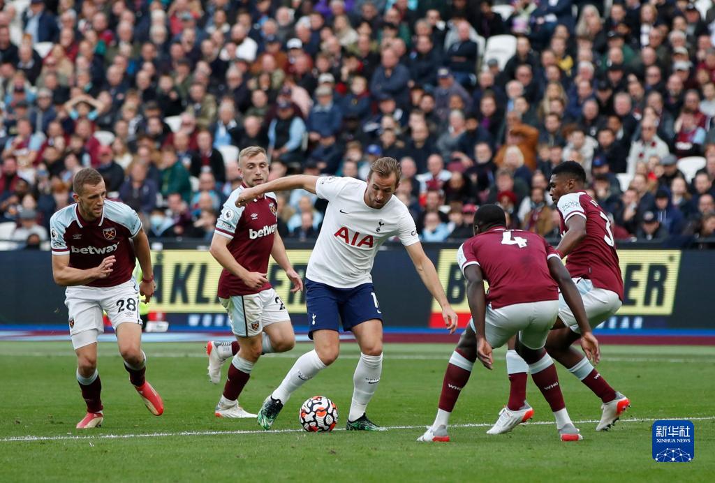 法尔克：拜仁考察了累西腓体育中场泽-卢卡斯，巴萨也有意