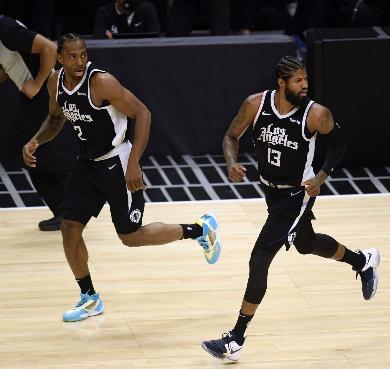 没有意外！2025NBA最佳一阵板上钉钉 詹杜库再次携手落选